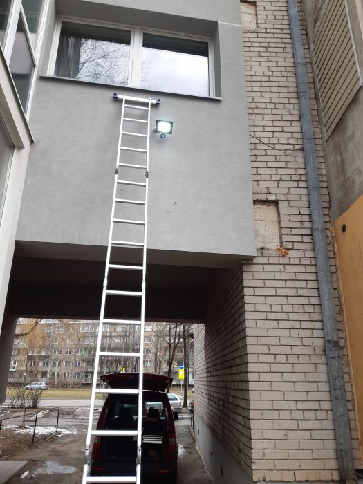 daugiabučio apšvietimo įrengimas