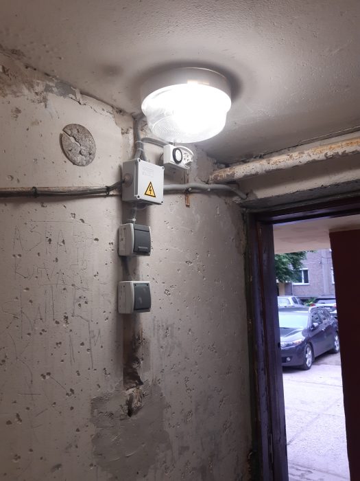 rūsių elektros instaliacijos atnaujinimas